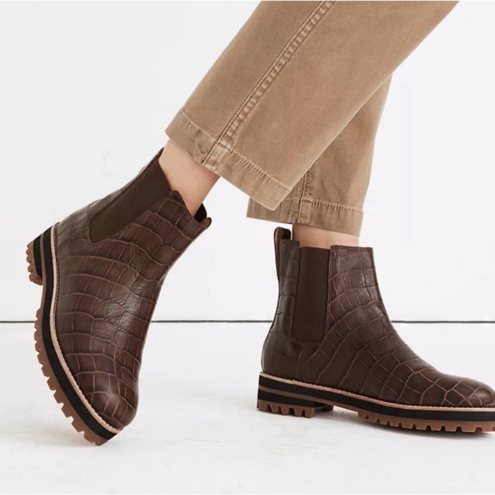 Madewell Brown Croc Embossed Chelsea Boots Lug Sole Size 8